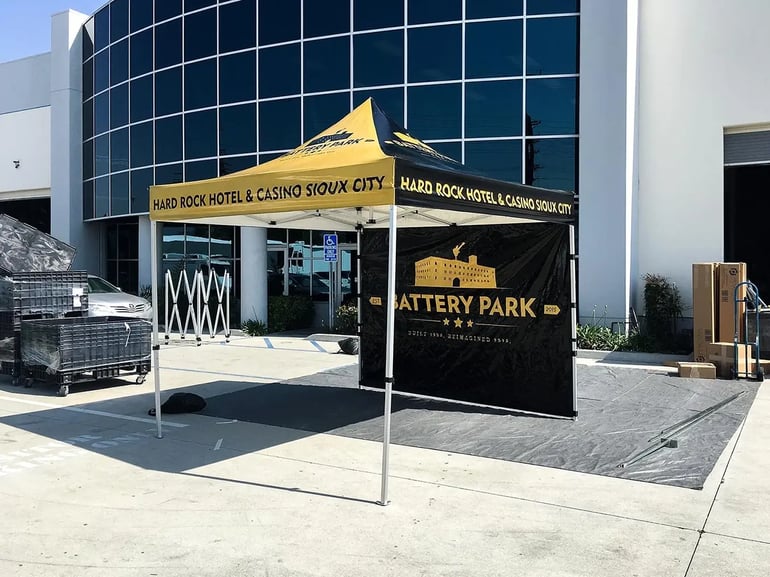 hard-rock-cafe-10x10