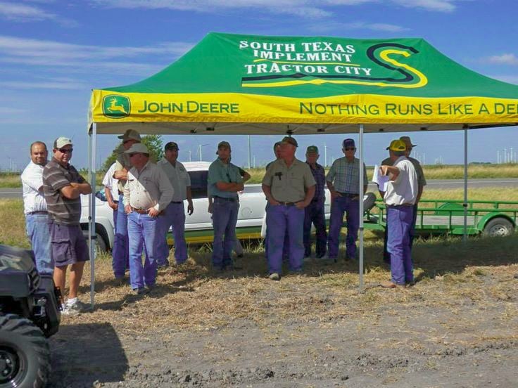 john-deere-10-x-20-tent.jpg