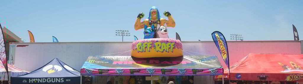 10x20-tent-with-inflatable-header-01.jpg