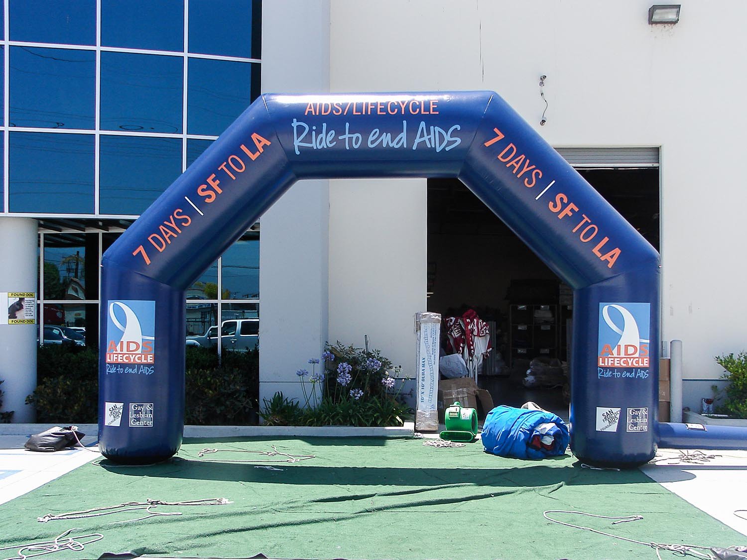 custom inflatable arch