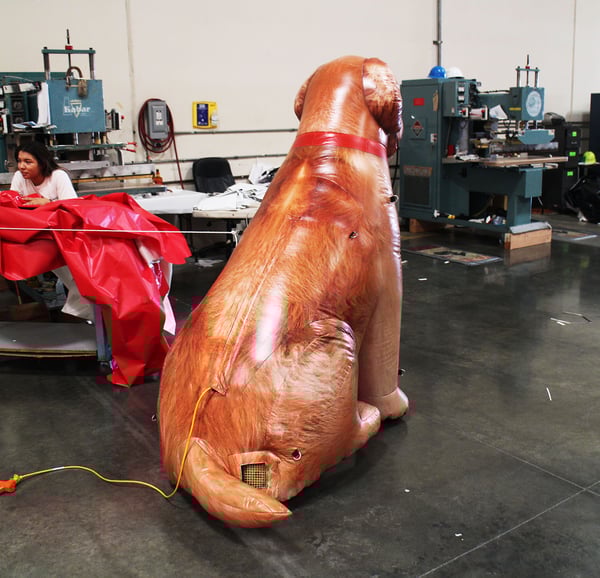 inflatable-dog