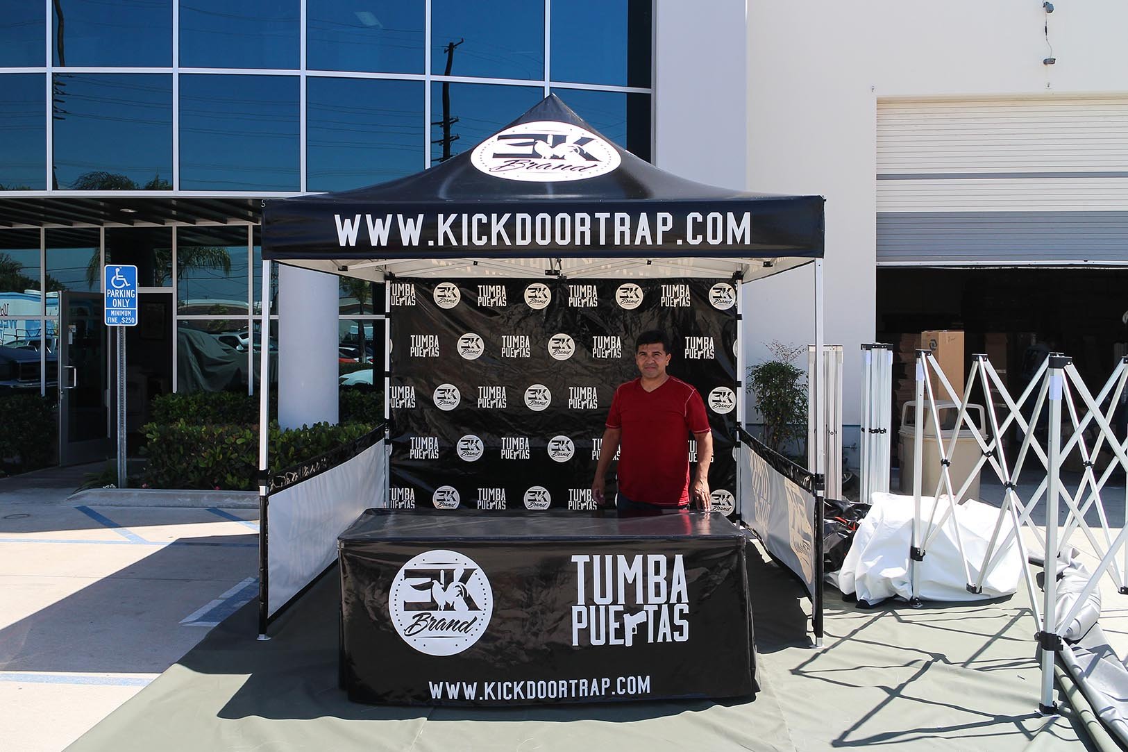 kickdoor-trap-10x10-canopy