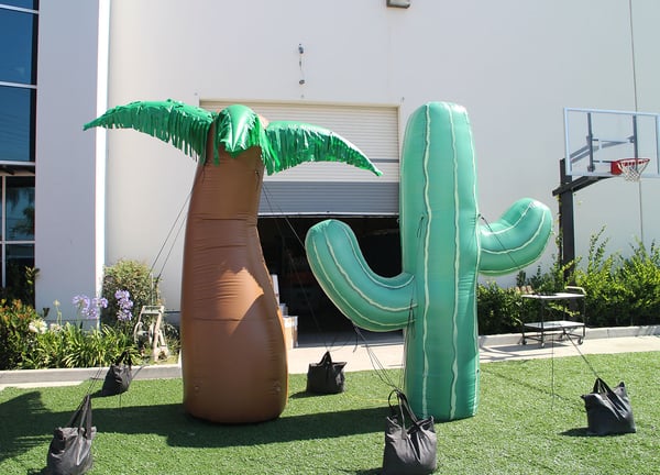 palm-cactus-inflatable-props