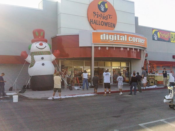 snowman-at-store