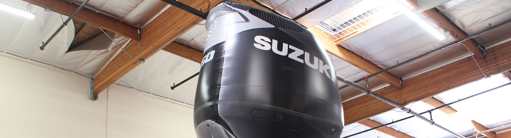 suzuki-boat-engine-replica-inflatable