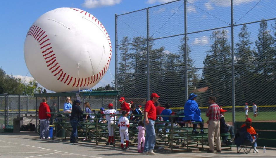 inflatable-baseball-01.jpg