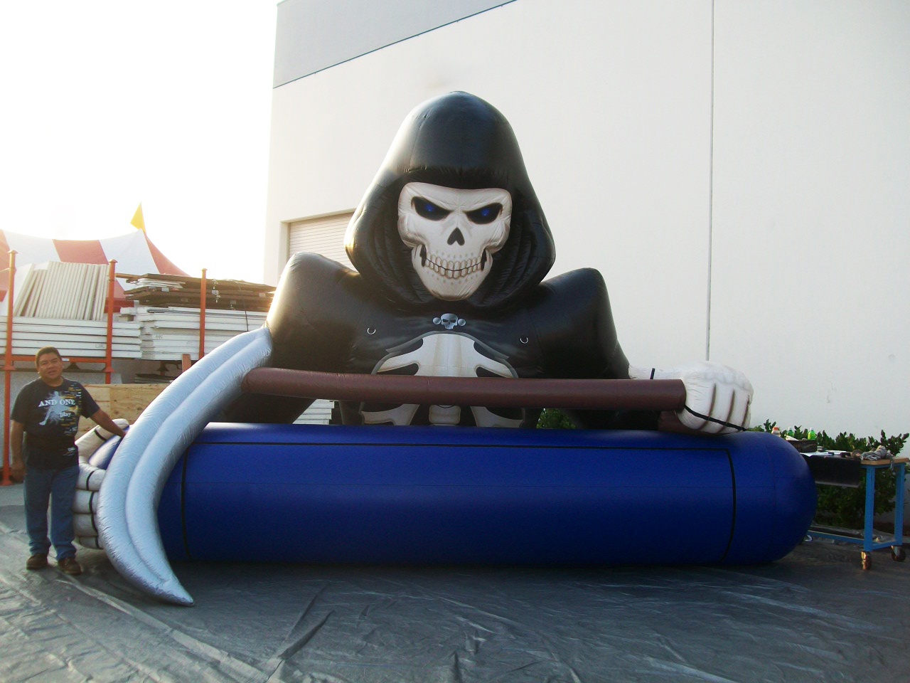 grim-reaper-inflatable.jpg